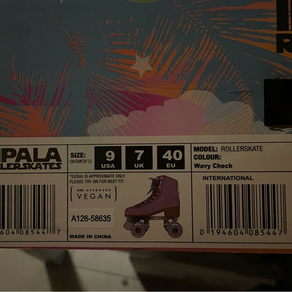 Rollerskates. - Picture 2 of 2